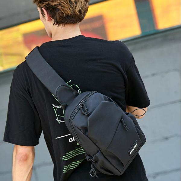 Men's versatile travel bag for every day