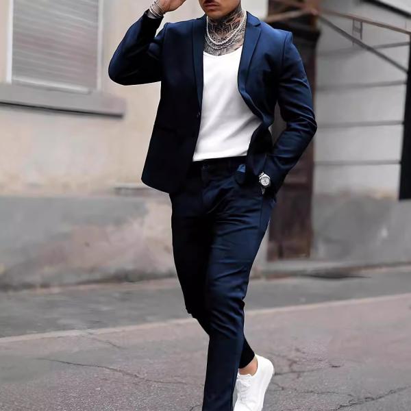 modern gray suit that combines formal and casual elegance. A blend of fabric and polyester materials.