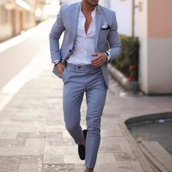 modern gray suit that combines formal and casual elegance. A blend of fabric and polyester materials.