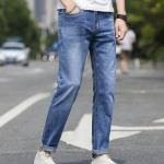 Men's jeans: everyday elegance with modern details