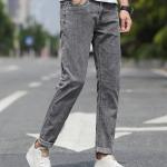 Men's jeans: everyday elegance with modern details