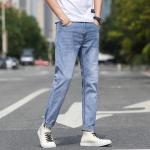 Men's jeans: everyday elegance with modern details