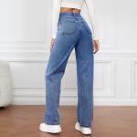 Wide-leg jeans with a modern twist