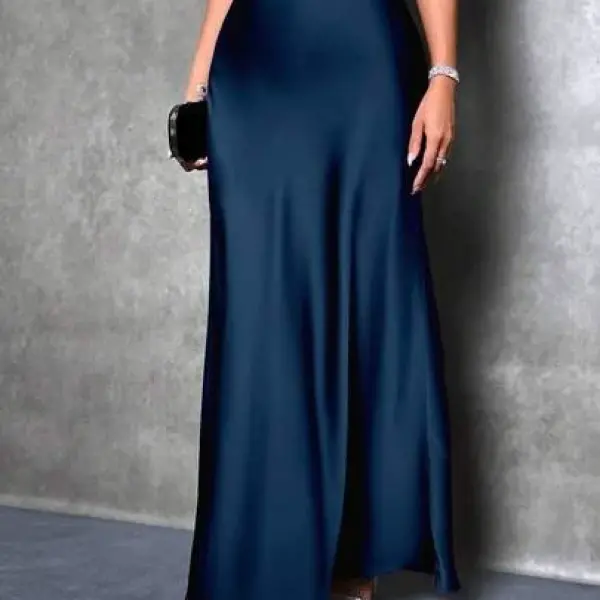 Luxurious satin maxi skirt with a flowy and elegant cut