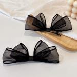 Black mesh hair clip, an artistic touch that complements your elegance