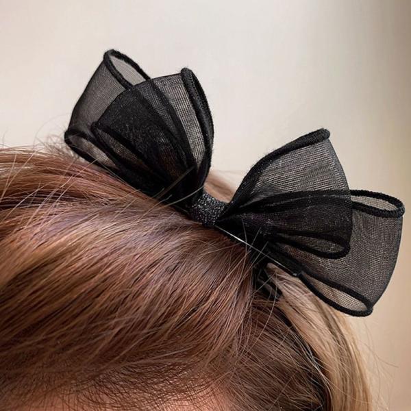 Black mesh hair clip, an artistic touch that complements your elegance