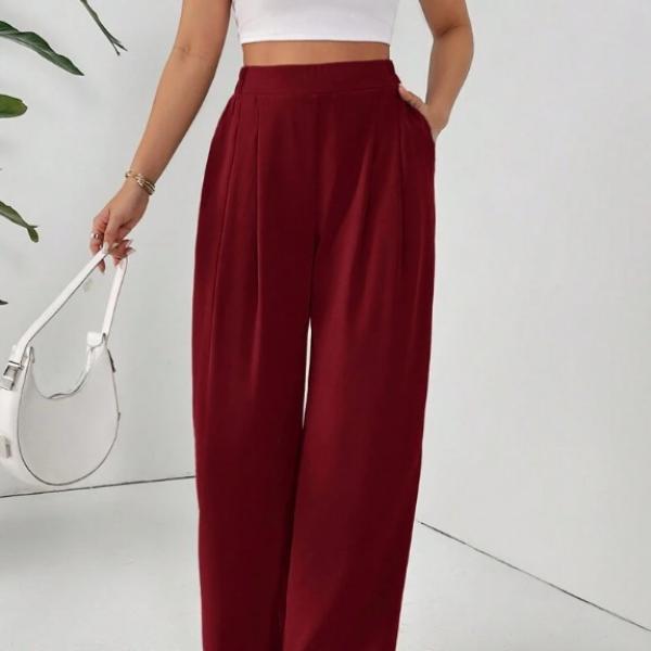 Women's high-waisted, wide-leg lightweight pants are an irresistible elegance.