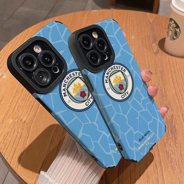Manchester City Phone Cover: The Elegance of a True Fan Express your loyalty to your favorite club with this unique cover.