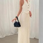 French style dress, an elegant set with a classic touch, a perfect harmony between sophistication and simplicity.