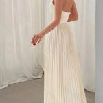 French style dress, an elegant set with a classic touch, a perfect harmony between sophistication and simplicity.