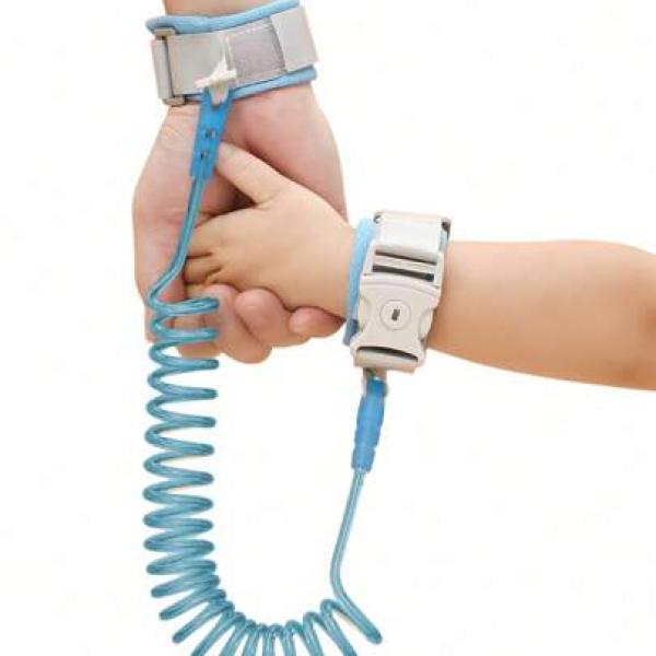 Anti-lost wrist loop strap for kids extends up to 2.5 meters